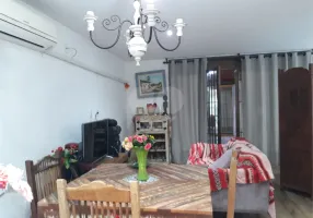 Foto 1 de Casa com 3 Quartos à venda, 109m² em Icaraí, Niterói