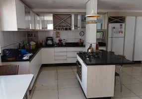 Foto 1 de Casa com 4 Quartos à venda, 160m² em Enseada, Guarujá