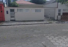 Foto 1 de Casa com 2 Quartos à venda, 122m² em Balneário Itaoca, Mongaguá