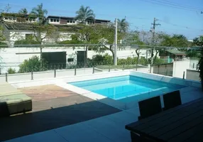 Foto 1 de Casa de Condomínio com 5 Quartos à venda, 300m² em Praia Preta, São Sebastião