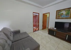 Foto 1 de Fazenda/Sítio com 3 Quartos à venda, 224m² em Zona Rural, São José do Rio Preto