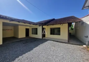 Foto 1 de Casa com 3 Quartos para alugar, 82m² em Floresta, Joinville