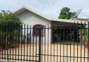 Foto 1 de Casa com 4 Quartos à venda, 141m² em Vila Morangueira, Maringá