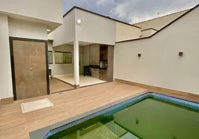 Foto 1 de Casa com 3 Quartos à venda, 109m² em Jardim Ipê, Goiânia