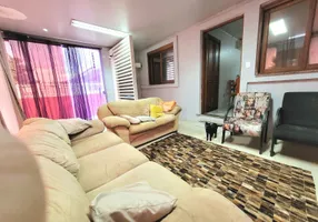 Foto 1 de Casa com 2 Quartos à venda, 60m² em São José, Canoas