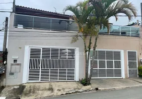 Foto 1 de Sobrado com 3 Quartos à venda, 150m² em Jardim São Lucas, Vargem Grande Paulista