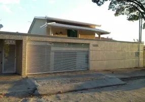 Foto 1 de Casa com 4 Quartos à venda, 420m² em Jardim Riacho das Pedras, Contagem
