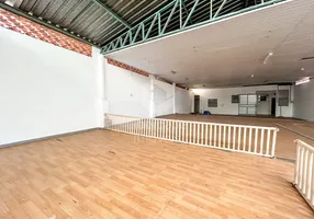 Foto 1 de Ponto Comercial para alugar, 315m² em Caiçaras, Belo Horizonte