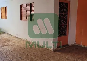 Foto 1 de Ponto Comercial com 3 Quartos à venda, 140m² em Granada, Uberlândia