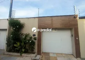 Foto 1 de Casa com 3 Quartos à venda, 198m² em Engenheiro Luciano Cavalcante, Fortaleza