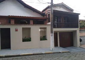 Foto 1 de Casa com 3 Quartos à venda, 312m² em Jardim Embuema, Embu das Artes