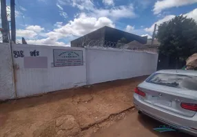 Foto 1 de Lote/Terreno à venda, 656m² em Centro, Londrina