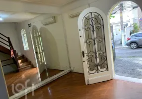 Foto 1 de Casa com 2 Quartos à venda, 120m² em Jardim Paulista, São Paulo