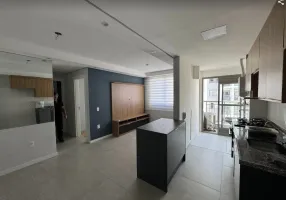 Foto 1 de Apartamento com 2 Quartos para alugar, 55m² em Santo Amaro, São Paulo