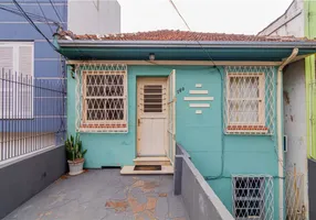 Foto 1 de Casa de Condomínio com 4 Quartos à venda, 98m² em Petrópolis, Porto Alegre