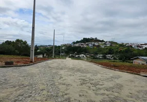 Foto 1 de Lote/Terreno à venda, 215m² em Bela Vista, Palhoça