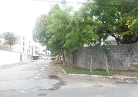 Foto 1 de Lote/Terreno à venda, 960m² em Vila União, Fortaleza