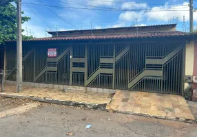 Foto 1 de Casa com 3 Quartos à venda, 250m² em Conjunto Morada Nova, Goiânia