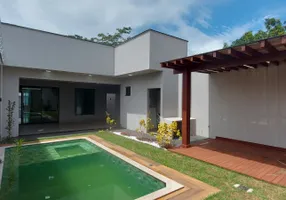 Foto 1 de Casa com 3 Quartos à venda, 185m² em Parque das Flores, Goiânia
