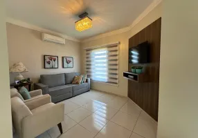 Foto 1 de Casa com 3 Quartos à venda, 200m² em Pinheirinho, Criciúma