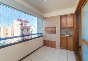 Foto 1 de Apartamento com 2 Quartos à venda, 65m² em Azenha, Porto Alegre