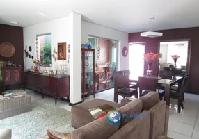 Foto 1 de Casa com 3 Quartos à venda, 267m² em Itapoã, Belo Horizonte