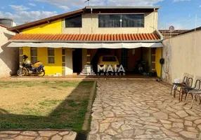 Foto 1 de Casa com 3 Quartos à venda, 172m² em Cidade Ozanan, Uberaba