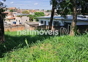 Foto 1 de Lote/Terreno à venda, 600m² em Vila Pérola, Contagem