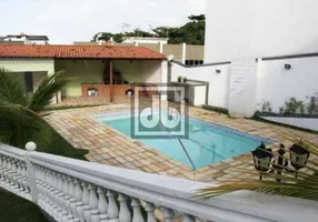 Foto 1 de Casa com 4 Quartos à venda, 320m² em Jardim Guanabara, Rio de Janeiro