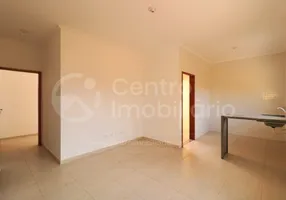 Foto 1 de Casa com 2 Quartos à venda, 68m² em Estancia Sao Jose, Peruíbe