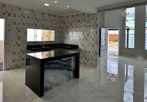Foto 1 de Casa com 2 Quartos à venda, 100m² em Residencial Vieira, Trindade