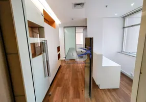 Foto 1 de Sala Comercial para alugar, 72m² em Jardim Europa, São Paulo