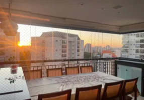 Foto 1 de Apartamento com 3 Quartos à venda, 135m² em Vila Gilda, Santo André