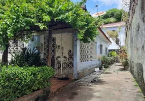 Foto 1 de Casa com 3 Quartos à venda, 263m² em Prado, Recife