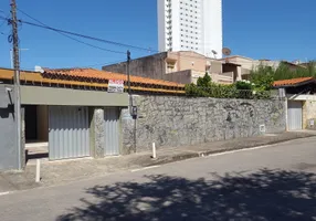 Foto 1 de Casa com 3 Quartos para alugar, 288m² em Cidade 2000, Fortaleza