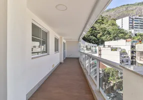 Foto 1 de Apartamento com 4 Quartos à venda, 179m² em Lagoa, Rio de Janeiro