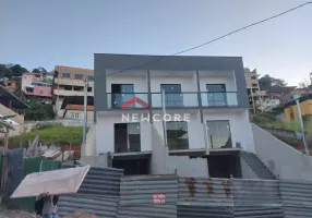 Foto 1 de Casa com 2 Quartos à venda, 74m² em Jóquei Clube, Juiz de Fora