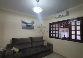 Foto 1 de Casa com 3 Quartos à venda, 166m² em Jardim Portugal, São José dos Campos