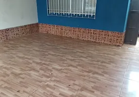 Foto 1 de Casa com 2 Quartos para alugar, 100m² em Parque Arariba, São Paulo