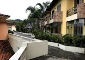 Foto 1 de Apartamento com 4 Quartos à venda, 130m² em Pontal da Cruz, São Sebastião