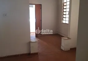 Foto 1 de Casa com 3 Quartos à venda, 200m² em Centro, Uberlândia