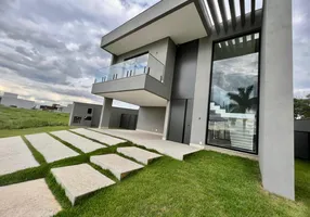 Foto 1 de Casa de Condomínio com 4 Quartos à venda, 300m² em Alphaville, Vespasiano