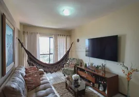 Foto 1 de Apartamento com 2 Quartos à venda, 70m² em Campo Grande, Recife