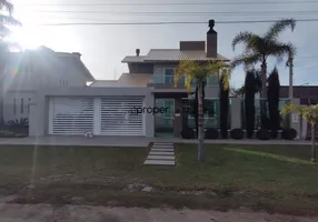 Foto 1 de Sobrado com 4 Quartos à venda, 262m² em Laranjal, Pelotas