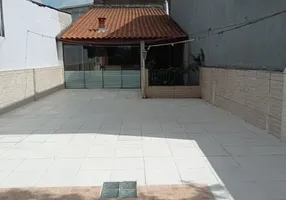 Foto 1 de Casa com 2 Quartos à venda, 185m² em Piraporinha, Diadema