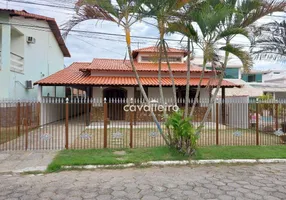 Foto 1 de Casa de Condomínio com 5 Quartos à venda, 244m² em Centro, Maricá