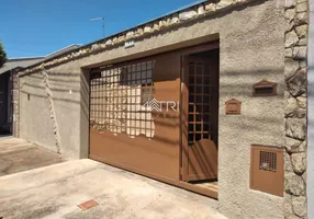 Foto 1 de Casa com 2 Quartos à venda, 145m² em Jardim Uirapuru, Araraquara