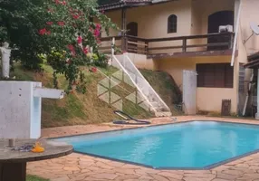 Foto 1 de Fazenda/Sítio com 4 Quartos à venda, 182m² em Pirucaia, Mairiporã