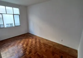 Foto 1 de Apartamento com 2 Quartos à venda, 70m² em Porto Da Barra, Salvador