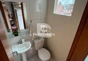 Foto 1 de Sobrado com 3 Quartos à venda, 82m² em Xaxim, Curitiba